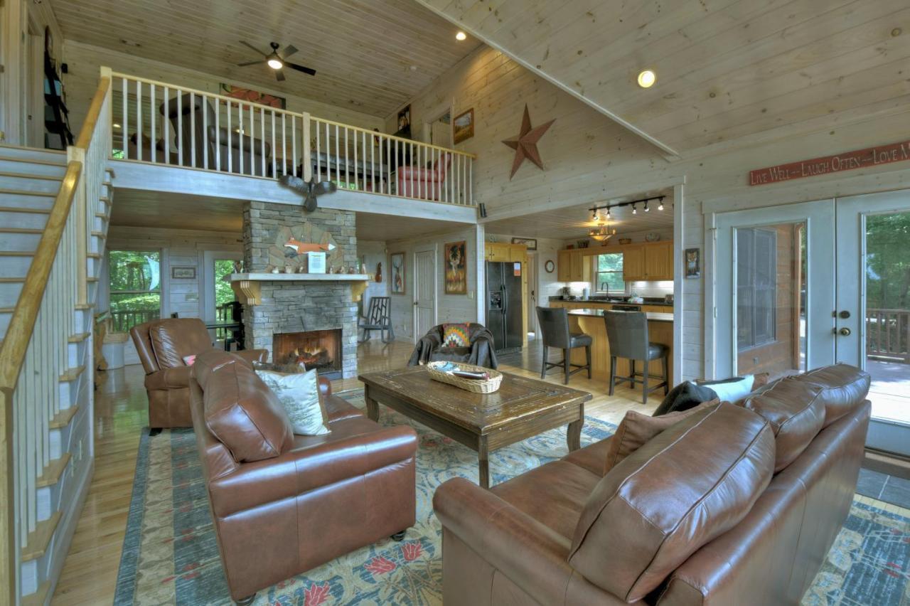 Champagne Chalet - Cuddleup Villa Morganton Exteriör bild