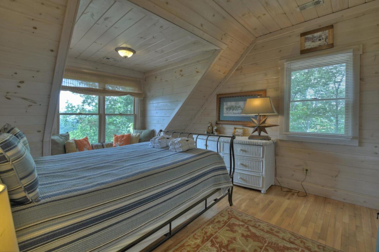 Champagne Chalet - Cuddleup Villa Morganton Exteriör bild